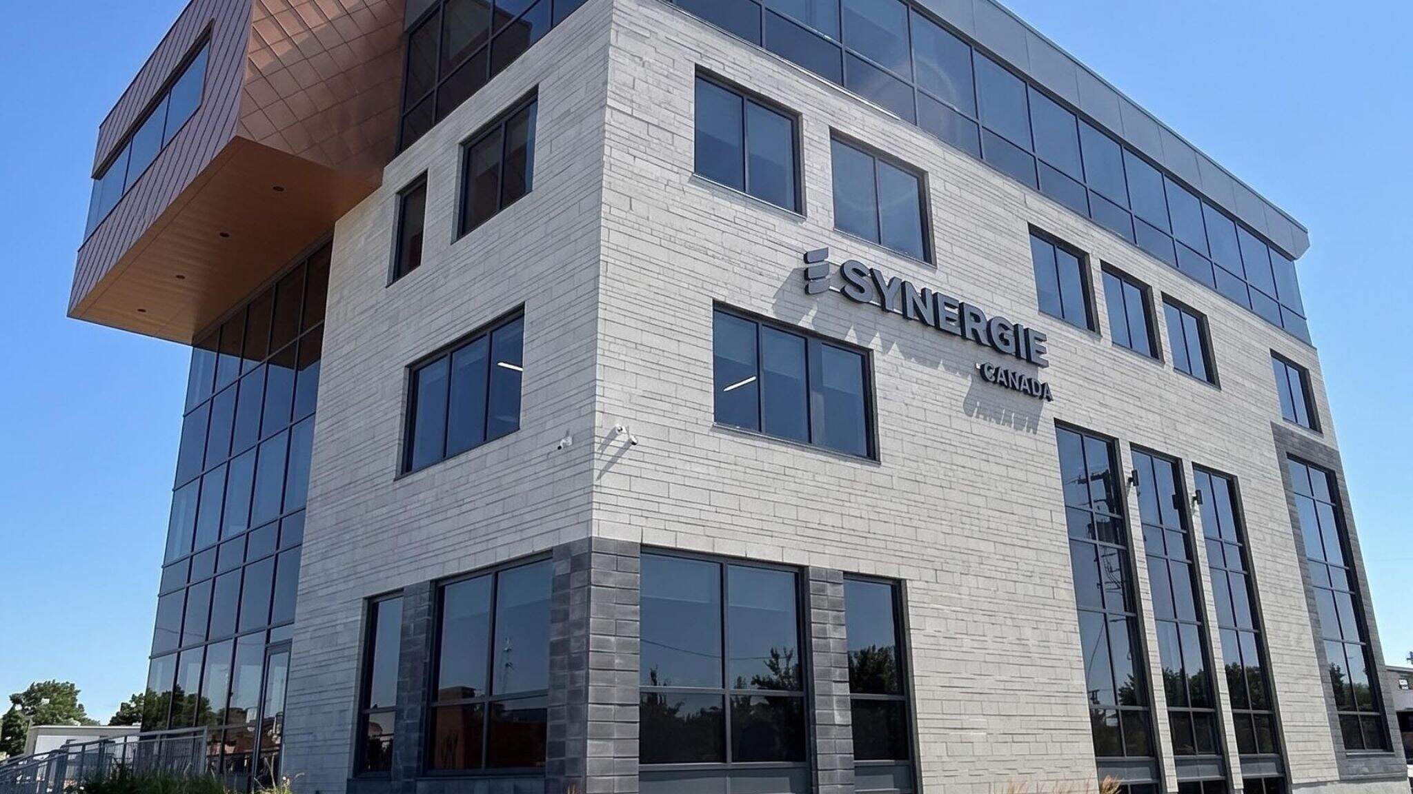 A Synergie Canada k&ouml;zpontja Boisbriandban, Montreal k&ouml;zel&eacute;ben, Quebecben, Kanad&aacute;ban