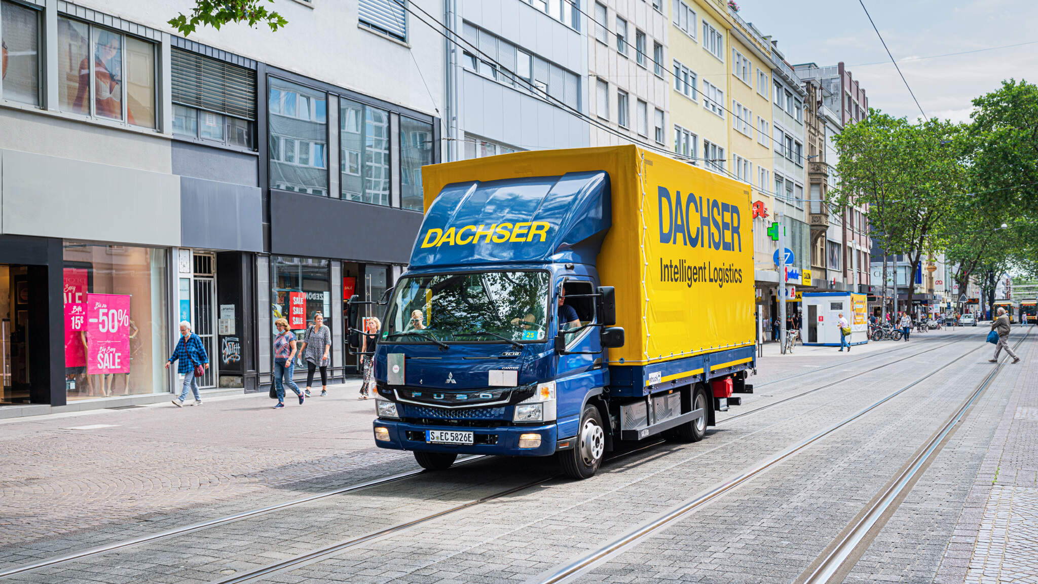 A DACHSER Emission-Free Delivery szolgáltatása már 12 város meghatározott területein elérhető